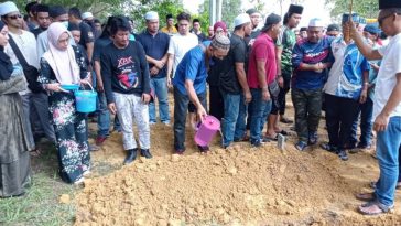 Jenazah Allahyarham Mael XPDC selamat dikebumi di Muar 9 2177086