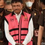 Menteri kanan ditahan kes rasuah RM2.44 bilion 8 IMG 20230517 230733 6 x 4 inch