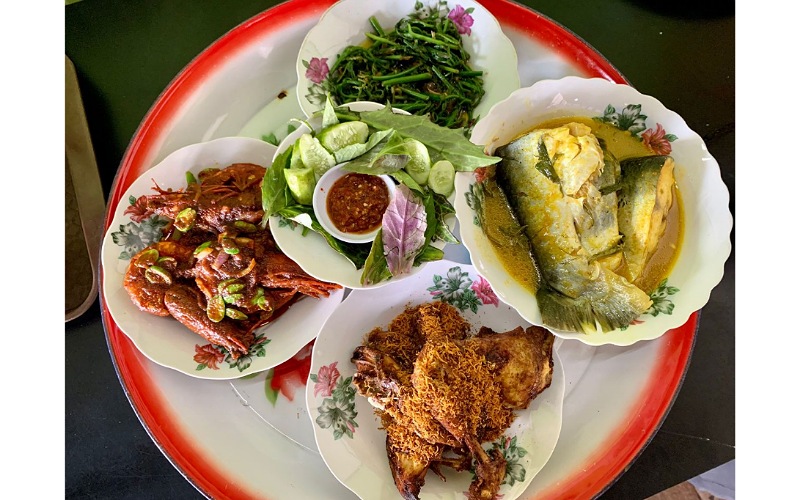 40 menu sentuhan indah di Restoran Seri Hijrah 4