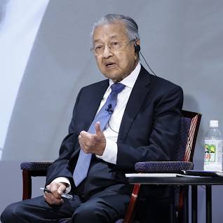 tun m
