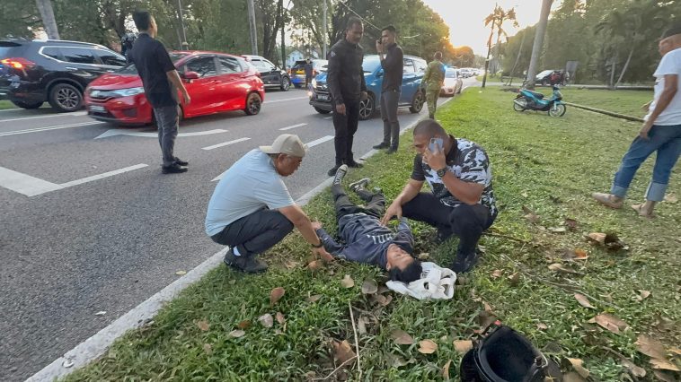 Tuanku Bantu Mangsa Kemalangan 1