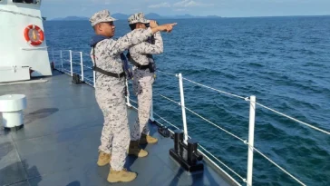 MALAYSIA INDONESIA BOAT 1778650232