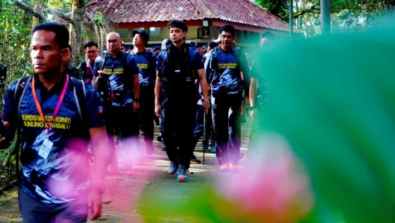 TENGKU HASSANAL IBRAHIM ALAM SHAH 41a6945f5fce4f1fb56dc13f17c19ac0 1778558324