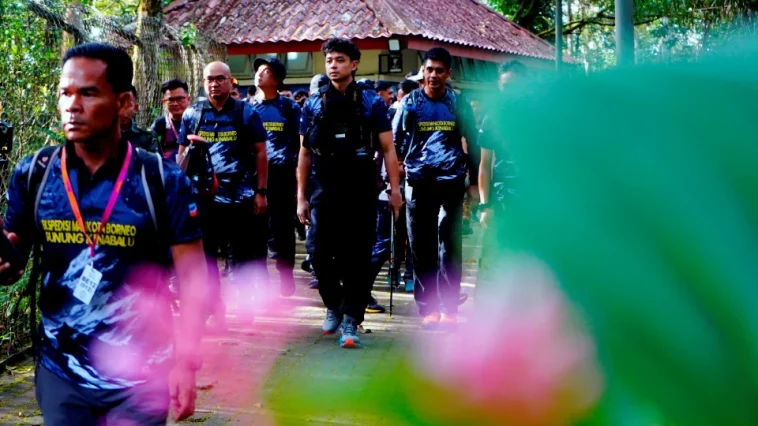 TENGKU HASSANAL IBRAHIM ALAM SHAH 41a6945f5fce4f1fb56dc13f17c19ac0 1778558324